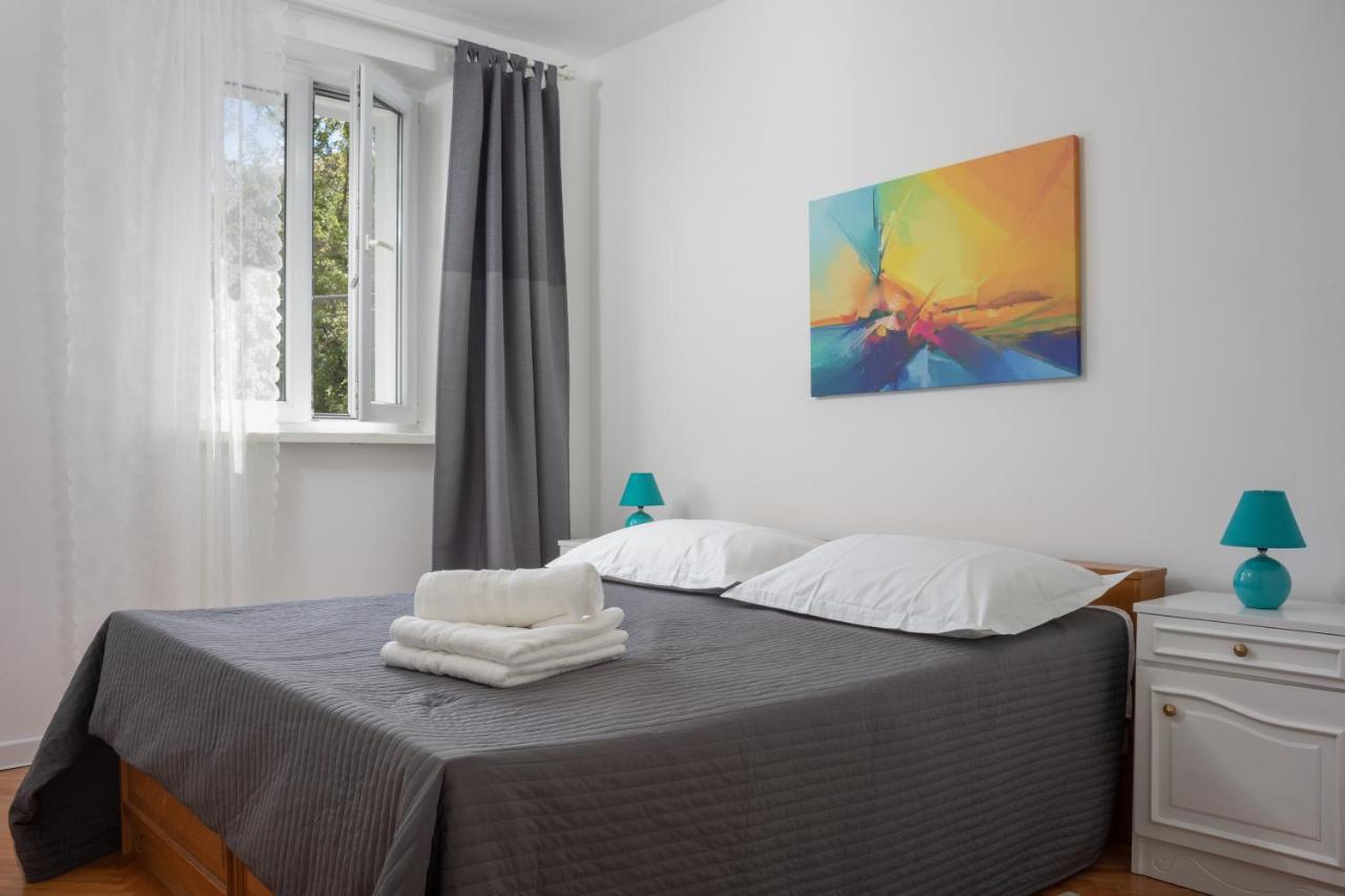 Апартаменти Apartman Rakic Макарська Екстер'єр фото