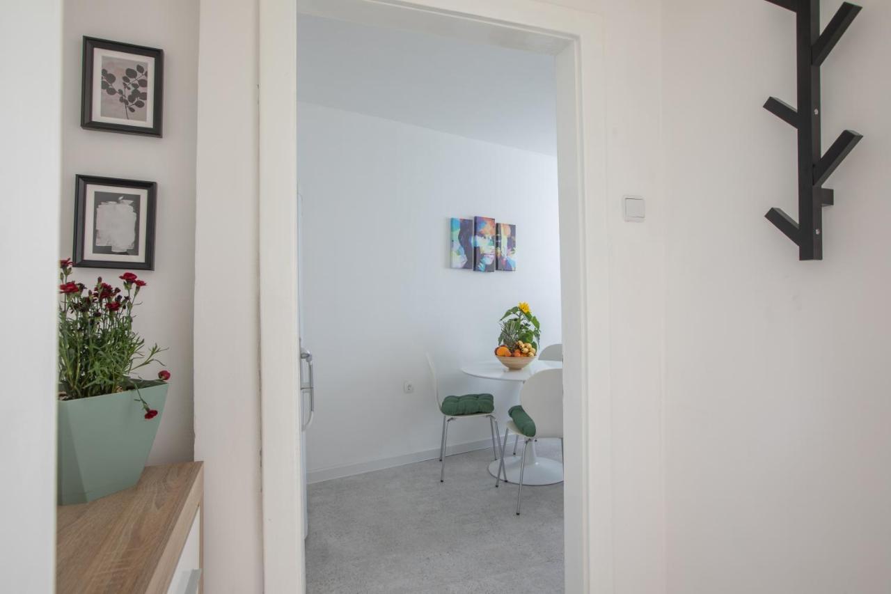 Apartman Rakic Макарська Екстер'єр фото